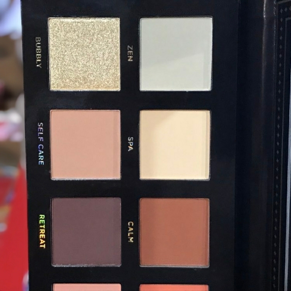 Ace Beaute Serenity Eyeshadow Palette (Limited Edition) *Brand new in box! - Picture 3 of 13